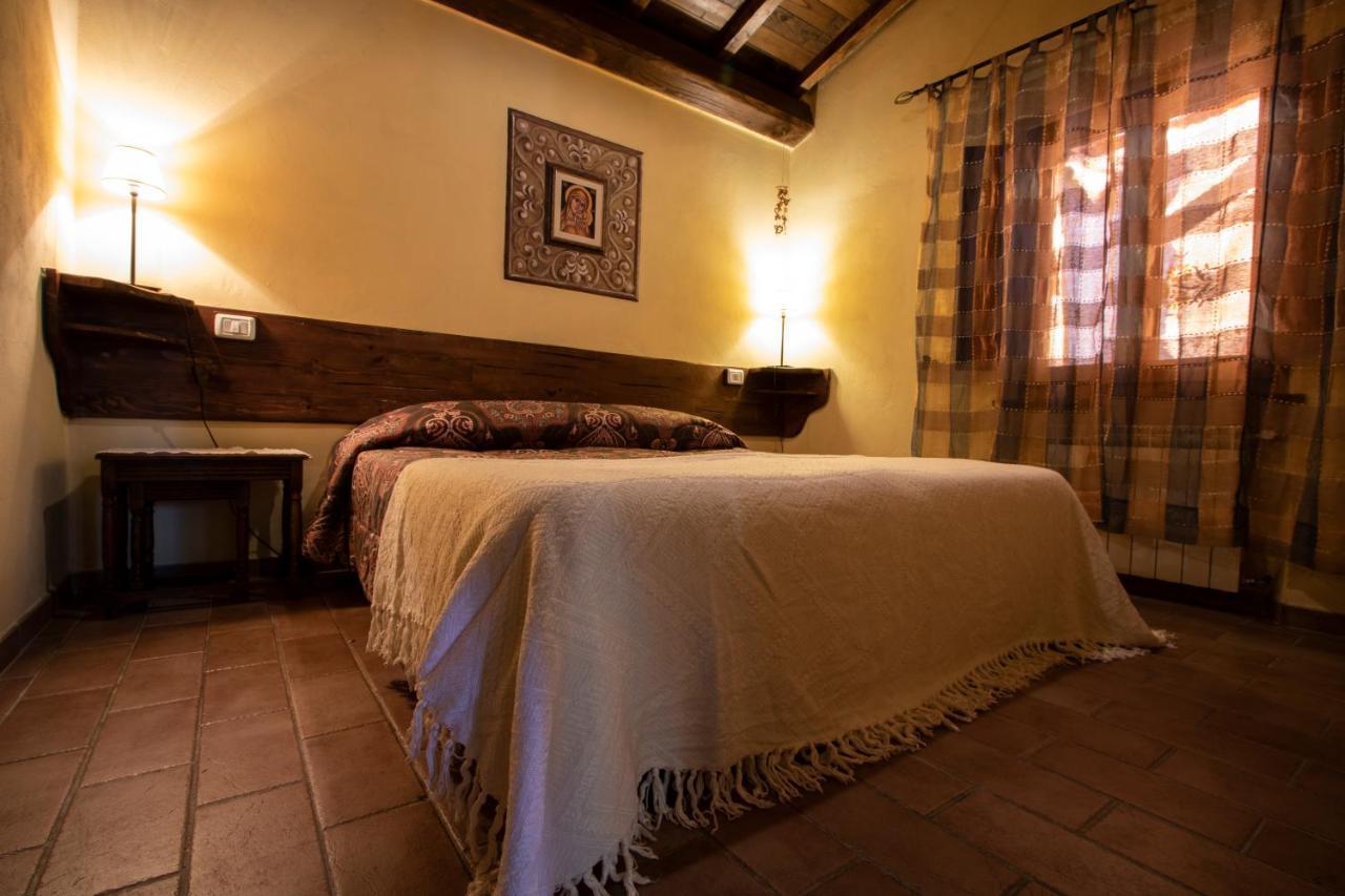 Agriturismo Braccicorti Pieve Fosciana ภายนอก รูปภาพ